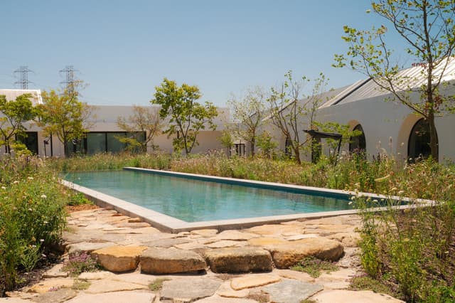 Floating decoration 1