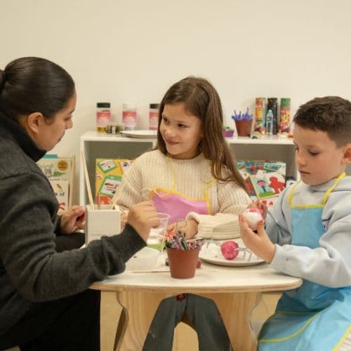 PAINT, PLAY & CREATE